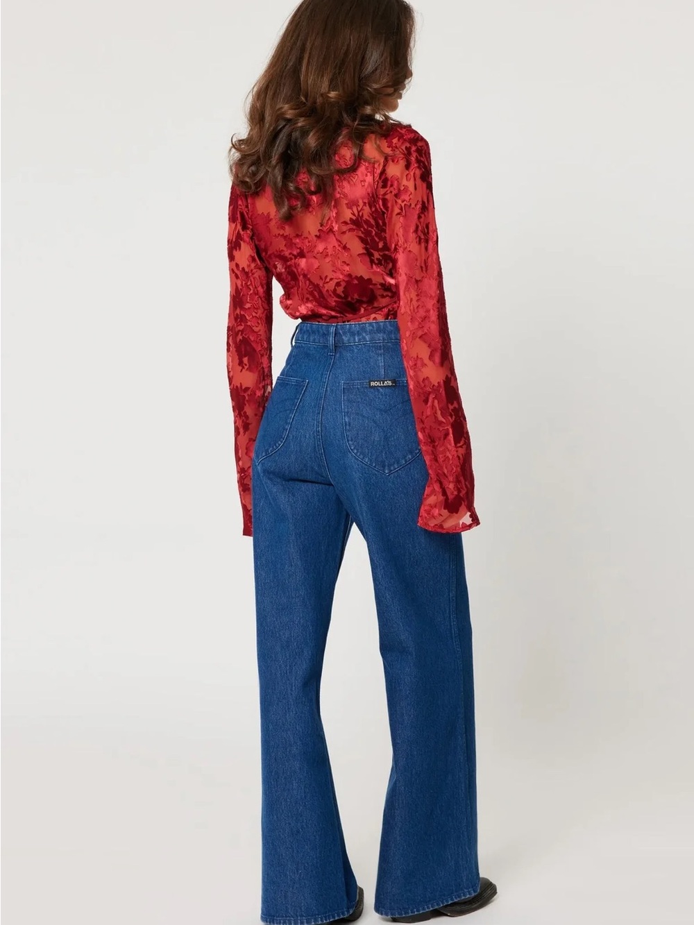 ROLLA'S Studio Flare jeans in Organic Vintage Blue - Picture 3 of 4